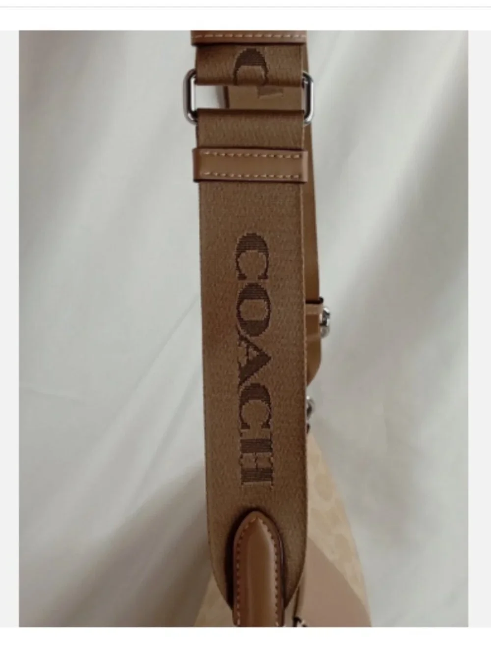 Coach Ellie File Bag In Signature Canvas w/ Stripe Taupe CZ183 Used *BAG ONLY*